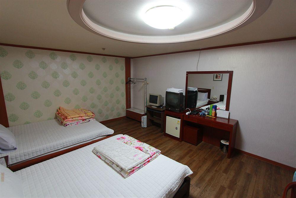 Business Hotel Busan Station Eksteriør bilde