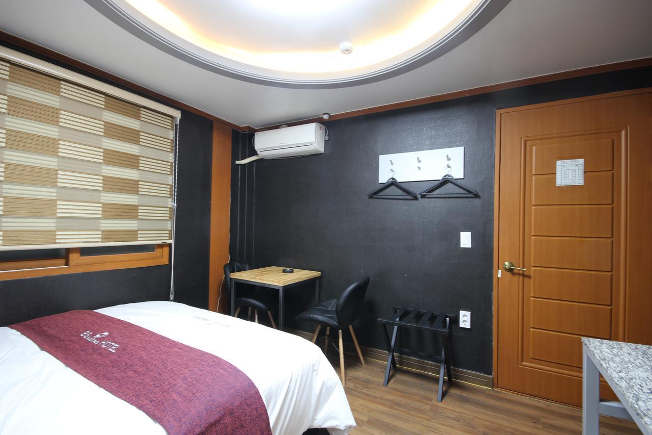 Business Hotel Busan Station Eksteriør bilde